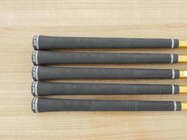 Iron set : Callaway : ชุดเหล็ก Callaway Rogue ST Max Fast (ออกปี 2022 ตีง่ายที่สุด ไกลสุดของ Callaway) มีเหล็ก 6-Pw (5 ชิ้น) ก้านกราไฟต์ Fujikura Speeder NX 40 Flex R