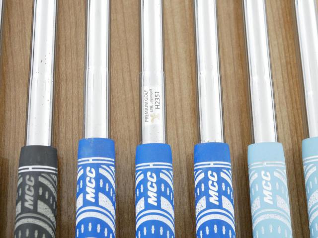Iron set : Taylormade : ชุดเหล็ก Taylormade Qi (ออกปี 2024 Japan Spec.) มีเหล็ก 4-Pw,Aw (8 ชิ้น) ก้านเหล็ก KBS Flex S
