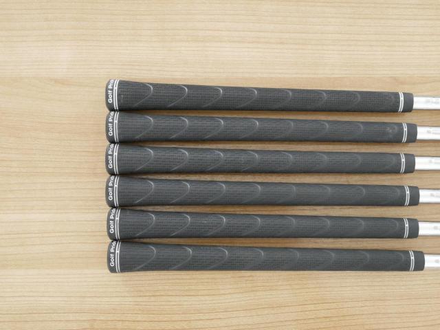 Iron set : Mizuno : ชุดเหล็ก Mizuno Pro 225 Forged (ปี 2023 นุ่ม แน่น ระยะดี) มีเหล็ก 5-Pw (6 ชิ้น) ก้านเหล็ก Dynamic Gold 95 S200