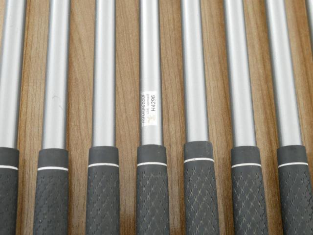 Iron set : Other Brand : ชุดเหล็ก Akira ADR Vintage (รุ่นท๊อปสุด หน้าเด้ง ไกล) มีเหล็ก 5-Pw,Aw,As (8 ชิ้น) ก้านกราไฟต์ Flex R