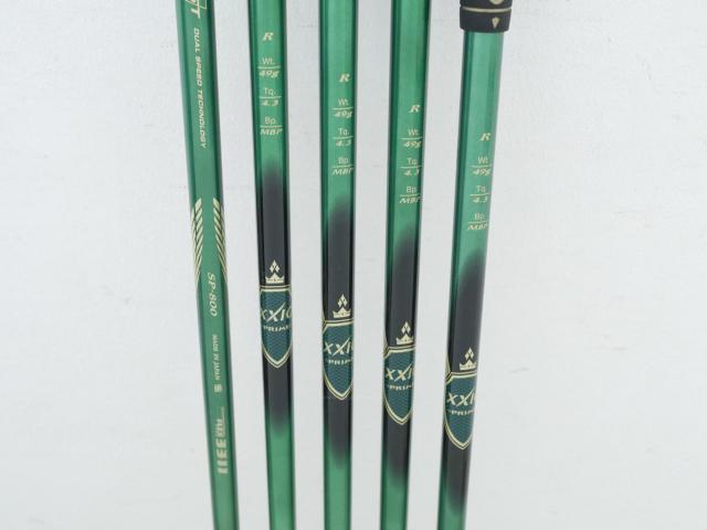 Iron set : XXIO : ชุดเหล็ก XXIO Prime 8 (รุ่นท๊อปสุด ออกปี 2015 ตีง่าย ไกล) มีเหล็ก 6-Pw (5 ชิ้น) ก้านกราไฟต์ SP-800 Flex R