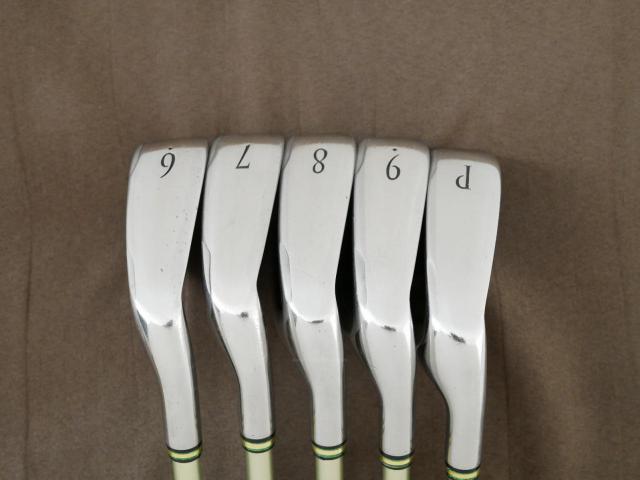 Iron set : XXIO : ชุดเหล็ก XXIO Prime 8 (รุ่นท๊อปสุด ออกปี 2015 ตีง่าย ไกล) มีเหล็ก 6-Pw (5 ชิ้น) ก้านกราไฟต์ SP-800 Flex R
