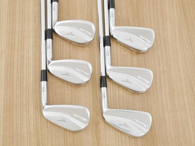 Iron set : Mizuno : ชุดเหล็ก Mizuno Pro 241 Forged (ปี 2024 นุ่ม แน่น ระยะดี) มีเหล็ก 5-Pw (6 ชิ้น) ก้านเหล็ก Dynamic Gold S200