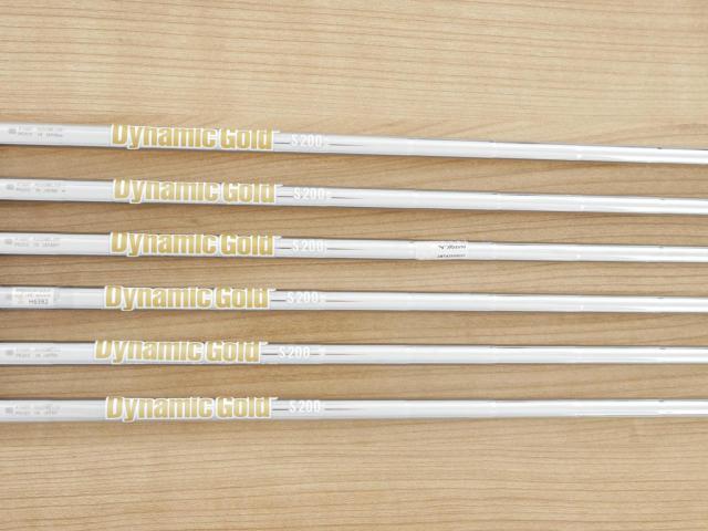 Iron set : Mizuno : ชุดเหล็ก Mizuno Pro 241 Forged (ปี 2024 นุ่ม แน่น ระยะดี) มีเหล็ก 5-Pw (6 ชิ้น) ก้านเหล็ก Dynamic Gold S200
