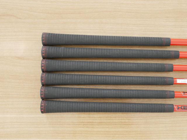 Iron set : Daiwa : ชุดเหล็ก Daiwa OnOff AKA (ออกปี 2024 ตีง่าย ไกล หน้าเด้ง บางเพียง 1.9 มิล) มีเหล็ก 5-Pw (6 ชิ้น) ก้านกราไฟต์ KBS PGI 60 Flex R