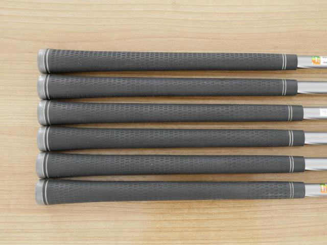 Iron set : Maruman : ชุดเหล็ก Maruman Conductor TF-02 มีเหล็ก 6-Pw,Aw (6 ชิ้น) ก้านกราไฟต์ Flex R