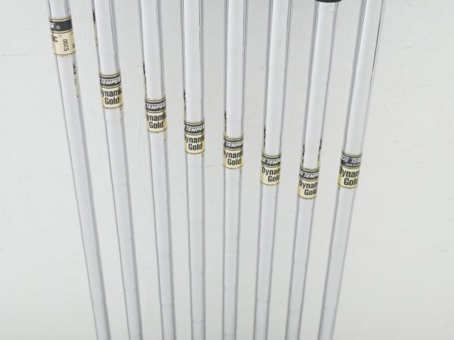 Iron set : Tourstage : ชุดเหล็ก Tourstage VIQ (Forged) มีเหล็ก 4-Pw,Aw (8 ชิ้น) ก้านเหล็ก Dynamic Gold S200