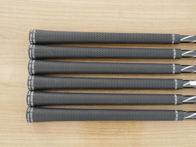 Iron set : Titleist : ชุดเหล็ก Titleist AP1 718 (ออกปี 2018) มีเหล็ก 5-Pw (6 ชิ้น) ก้านกราไฟต์ Fujikura MCI 60 Flex S