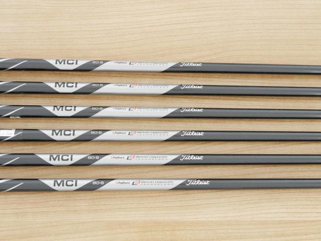 Iron set : Titleist : ชุดเหล็ก Titleist AP1 718 (ออกปี 2018) มีเหล็ก 5-Pw (6 ชิ้น) ก้านกราไฟต์ Fujikura MCI 60 Flex S