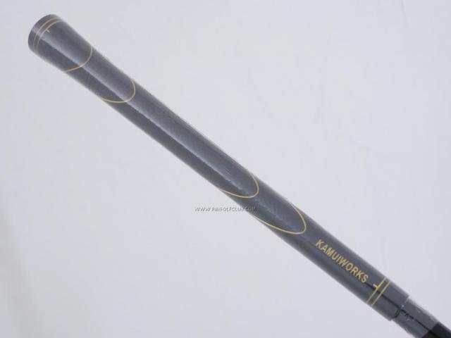 Driver : Kamuiworks : **ของใหม่ ยังไม่แกะพลาสติก** ไดรเวอร์ Kamuiworks KM-400 Non-Conforming (รุ่นล่าสุด ปี 2020 หน้าเด้งเกินกฏ ไกลมากๆ มีสปริงข้างใน) Loft 10.5 ก้าน Fujikura Double Kick Flex R
