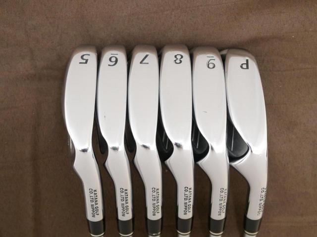 Iron set : Katana : ชุดเหล็ก Katana Voltio IV Model C Forged (ออกปี 2016) มีเหล็ก 5-Pw (6 ชิ้น) ก้านกราไฟต์ Fujikura Speeder 550 Flex R