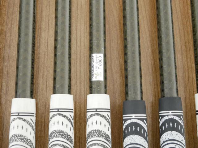 Iron set : Honma : ชุดเหล็ก Honma Beres IS-02 (หน้าเด้ง Forged) มีเหล็ก 5-11 (7 ชิ้น เทียบเท่า 4-Pw) ก้าน ARMRQ 6 (49) Flex R (2 ดาว)