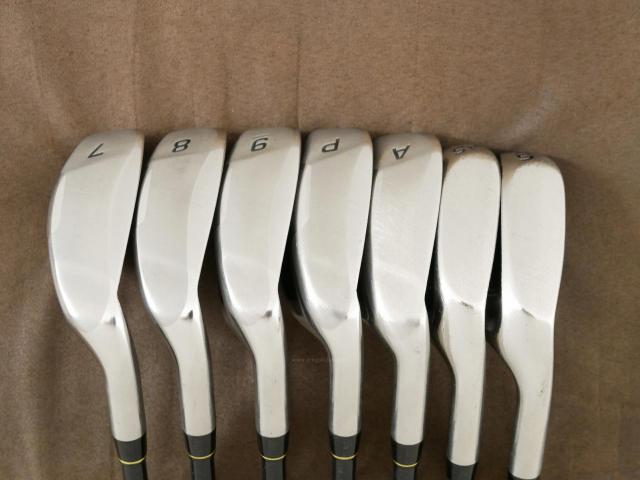 Iron set : Tsuruya : ชุดเหล็ก Tsuruya AXEL XP MM (หน้าเด้ง เบา อ่อน เหมาะกับซีเนียร์) มีเหล็ก 7-Pw,Aw,As,Sw (7 ชิ้น) ก้านกราไฟต์ Flex R