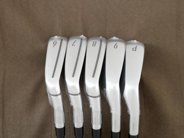 Iron set : Taylormade : **ของใหม่ ยังไม่แกะพลาสติก** ชุดเหล็ก Taylormade Qi (รุ่นล่าสุด ออกปี 2024 Japan Spec.) มีเหล็ก 6-Pw (5 ชิ้น) ก้านกราไฟต์ Mitsubishi Diamana TM60 Flex R