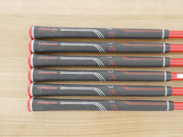 Iron set : Daiwa : ชุดเหล็ก Daiwa OnOff AKA (ออกปี 2022 ตีง่าย ไกล หน้าเด้ง บางเพียง 1.9 มิล) มีเหล็ก 5-Pw (6 ชิ้น) ก้านกราไฟต์ KBS PGI 80