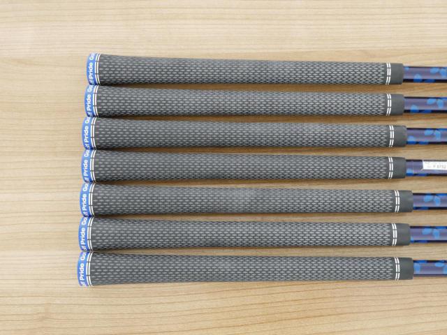 Iron set : Taylormade : ชุดเหล็ก Taylormade Qi (รุ่นล่าสุด ออกปี 2024 Japan Spec.) มีเหล็ก 5-Pw,Sw (7 ชิ้น) ก้านกราไฟต์ Mitsubishi Diamana TM60 Flex R