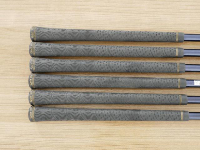 Iron set : Maruman : ชุดเหล็ก Maruman Majesty Royal VQ (รุ่นท๊อปสุด) มีเหล็ก 5-Pw (6 ชิ้น) ก้านกราไฟต์ Flex R2