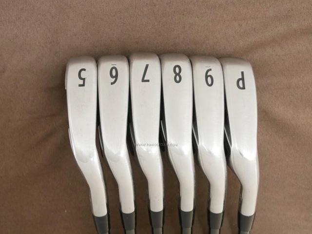 Iron set : Titleist : ชุดเหล็ก Titleist AP1 712 มีเหล็ก 5-Pw (6 ชิ้น) ก้านกราไฟต์ Fujikura Rombax 60 Flex S