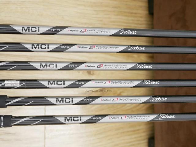 Iron set : Titleist : ชุดเหล็ก Titleist AP1 718 (ออกปี 2018) มีเหล็ก 5-Pw (6 ชิ้น) ก้านกราไฟต์ Fujikura MCI 60 Flex S