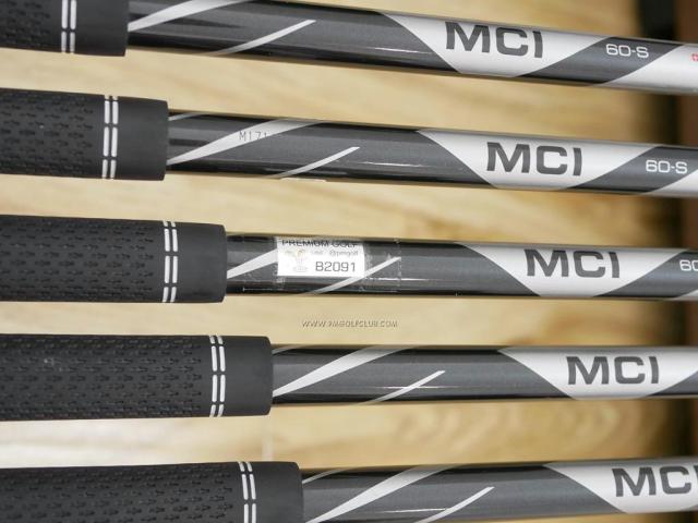 Iron set : Titleist : ชุดเหล็ก Titleist AP1 718 (ออกปี 2018) มีเหล็ก 5-Pw (6 ชิ้น) ก้านกราไฟต์ Fujikura MCI 60 Flex S