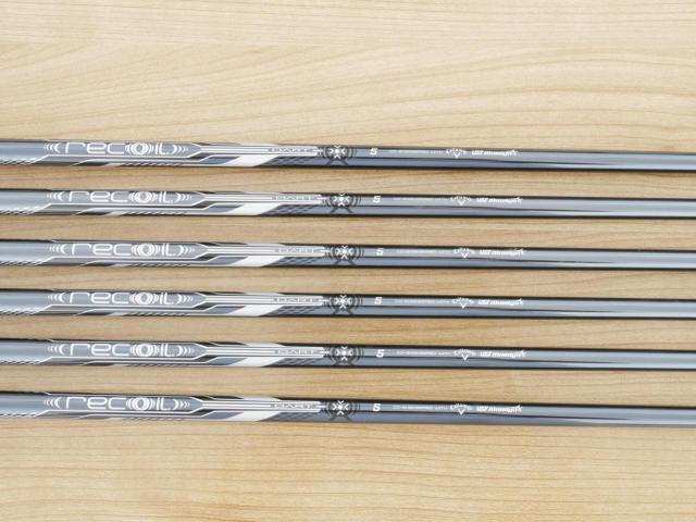 Iron set : Callaway : ชุดเหล็ก Callaway APEX Ai300 Forged (รุ่นล่าสุด ออกปี 2024) มีเหล็ก 5-Pw (6 ชิ้น) ก้านกราไฟต์ UST Mamiya RECOIL DART 5 Flex R