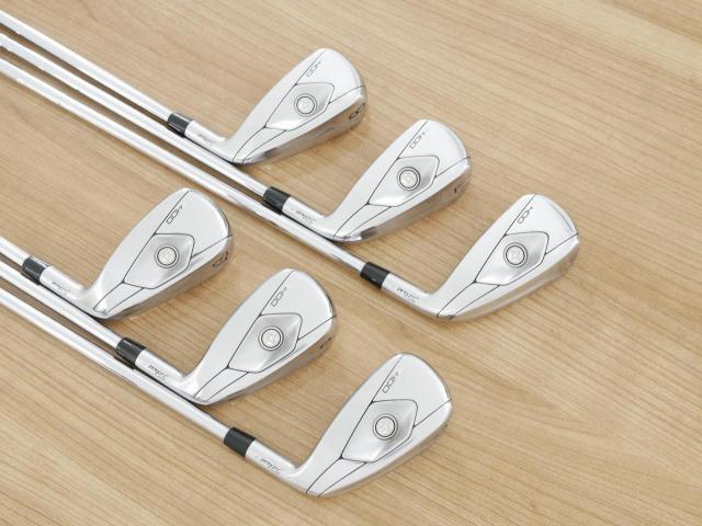 Iron set : Titleist : ชุดเหล็ก Titleist T400 (รุ่นล่าสุด ออกปี 2023 ตีง่ายที่สุด ไกลที่สุด) มีเหล็ก 6-Pw,43 (6 ชิ้น) ก้านเหล็ก NS Pro 880 AMC Flex R