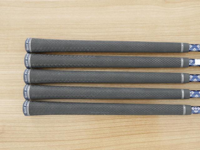 Lady club : All : ชุดเหล็ก Callaway Paradym Max Fast (ออกปี 2023 ตีง่ายสุด ไกลสุดของ Callaway Japan Spec.) มีเหล็ก 7-Pw,56 (5 ชิ้น) ก้านกราไฟต์ Mitsubishi ELDIO 40 Flex A (Lady)