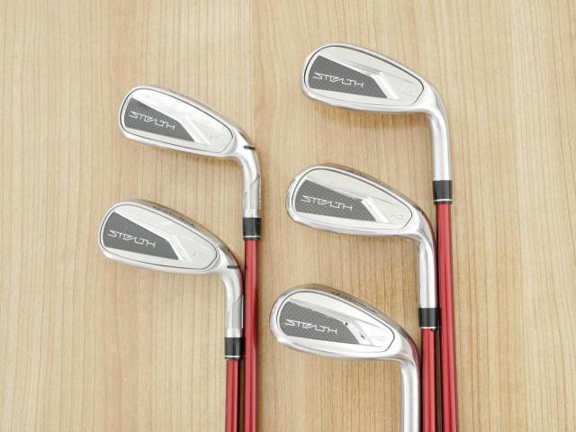 Lady club : All : ชุดเหล็ก Taylormade Stealth HD (ออกปี 2022 Japan Spec. ใบใหญ่มาก ตีง่ายสุดๆ) มีเหล็ก 7-Pw,Sw (5 ชิ้น) ก้านกราไฟต์ Mitsubishi Tensei TM40 Flex L