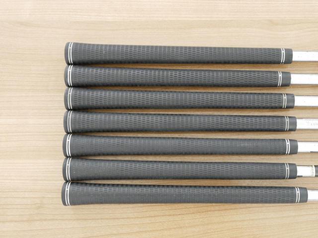 Iron set : Taylormade : ชุดเหล็ก Taylormade M4 (รุ่นปี 2018 Japan Spec) มีเหล็ก 5-Pw,Sw (7 ชิ้น) ก้านเหล็ก Dynamic Gold PRO R300