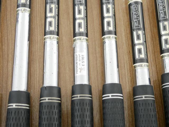 Iron set : Taylormade : ชุดเหล็ก Taylormade M4 (รุ่นปี 2018 Japan Spec) มีเหล็ก 5-Pw,Sw (7 ชิ้น) ก้านเหล็ก Dynamic Gold PRO R300