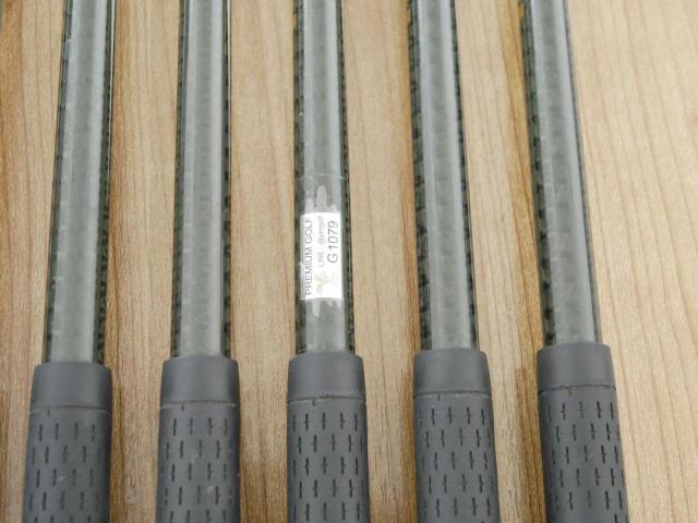 Iron set : Honma : ชุดเหล็ก Honma Beres IE-01 (เหมาะกับซีเนียร์) มีเหล็ก 5-10 (6 ชิ้น) ก้าน ARMRQ 6 (45) Flex R (2 ดาว)