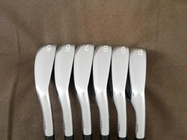 Iron set : Mizuno : ชุดเหล็ก Mizuno JPX 923 Hot Metal (ออกปี 2023 ตัวท๊อป ง่าย ไกล) มีเหล็ก 5-Pw (6 ชิ้น) ก้านกราไฟต์ Flex SR