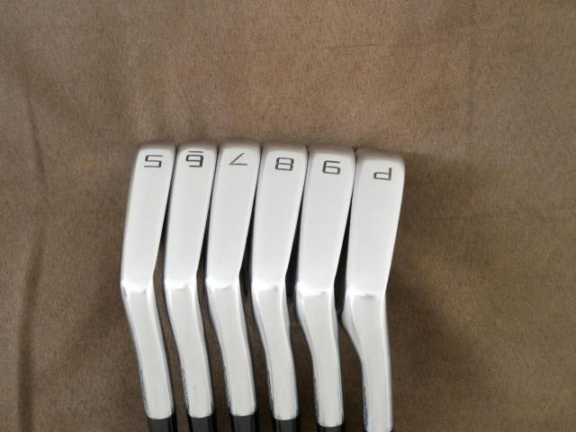 Iron set : Taylormade : ชุดเหล็ก Taylormade P7MC Forged (ซีรี่ย์ท้อปสุด ออกปี 2021) มีเหล็ก 5-Pw (6 ชิ้น) ก้านเหล็ก Dynamic Gold EX Weight Lock Tour Issue S200