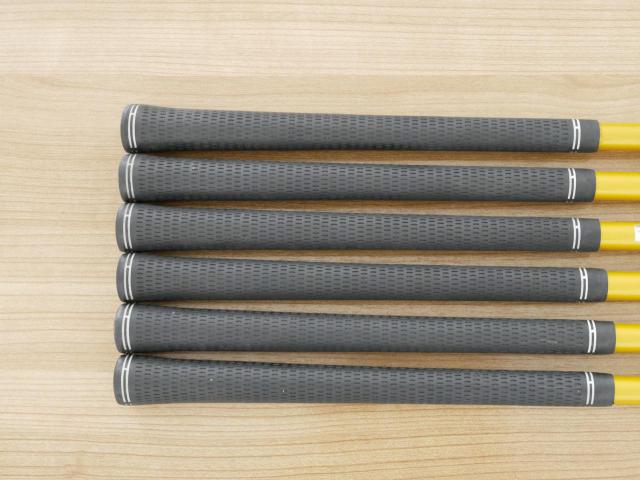 Iron set : Taylormade : ชุดเหล็ก Taylormade r7 DRAW มีเหล็ก 6-Pw,Sw (6 ชิ้น) ก้านกราไฟต์ Flex R