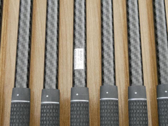 Iron set : PRGR : ชุดเหล็กกระเทย PRGR Super Egg Iron (รุ่นปี 2023 ตัวท๊อปสุด หน้าเด้งเกินกฏ ใช้แข่งไม่ได้ ตีไกลมากๆ) มีเหล็ก 5-Pw,Aw,As,Sw (9 ชิ้น เต็มเซ็ต) ก้านกราไฟต์ Flex R (M-37)