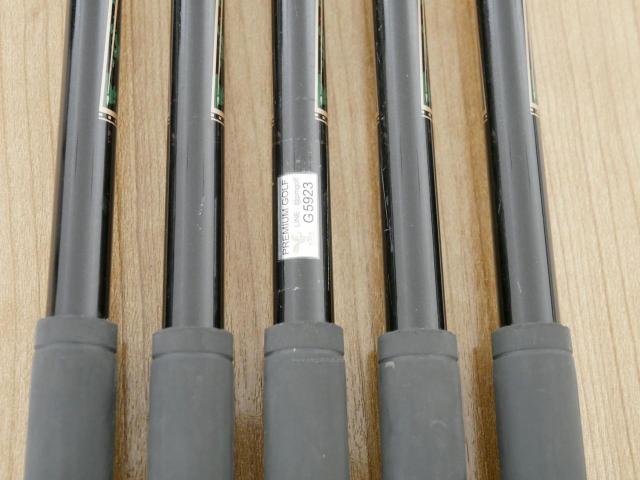 Iron set : XXIO : ชุดเหล็ก XXIO Prime 7 (รุ่นท๊อปสุด ตีง่าย ไกล) มีเหล็ก 6-Pw (5 ชิ้น) ก้านกราไฟต์ SP-700 Flex R