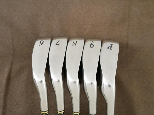 Iron set : XXIO : ชุดเหล็ก XXIO Prime 7 (รุ่นท๊อปสุด ตีง่าย ไกล) มีเหล็ก 6-Pw (5 ชิ้น) ก้านกราไฟต์ SP-700 Flex R