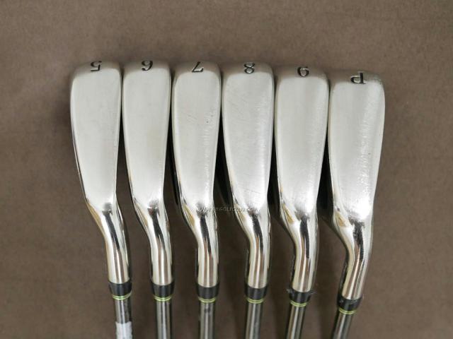 Iron set : Tourstage : ชุดเหล็ก Tourstage PHYZ Premium Model (รุ่นท๊อปสุด หายากสุด ตีง่าย ไกล เหมาะกับซีเนียร์) มีเหล็ก 5-Pw (6 ชิ้น) ก้านกราไฟต์ FLex R