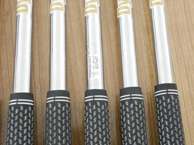 Iron set : Other Brand : ชุดเหล็ก Cobra King Forged TEC มีเหล็ก 5-Pw (6 ชิ้น) ก้านเหล็ก Dynamic Gold 105 S200