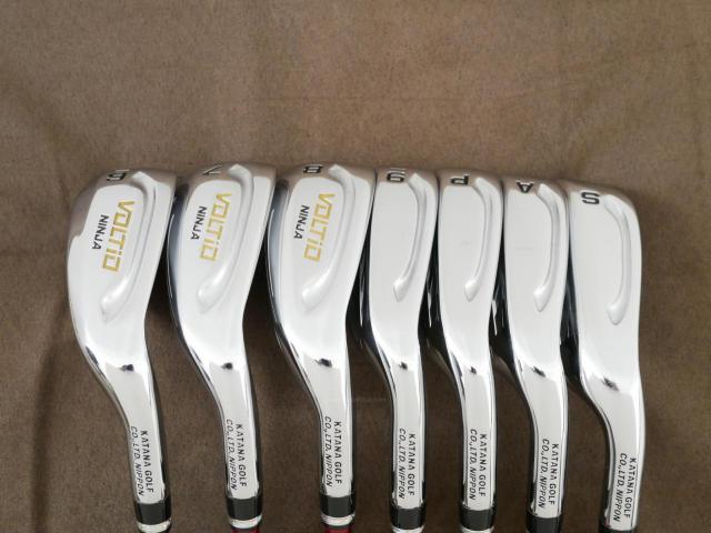 Iron set : Katana : ชุดเหล็ก Katana Voltio NINJA 880Hi Silver (รุ่นท็อปสุด ออกปี 2018 ตีง่าย ไกล สวยมากๆ) มีเหล็ก 6-Pw,Aw,Sw (7 ชิ้น) ก้านกราไฟต์ Fujikura Speeder 361 Flex R