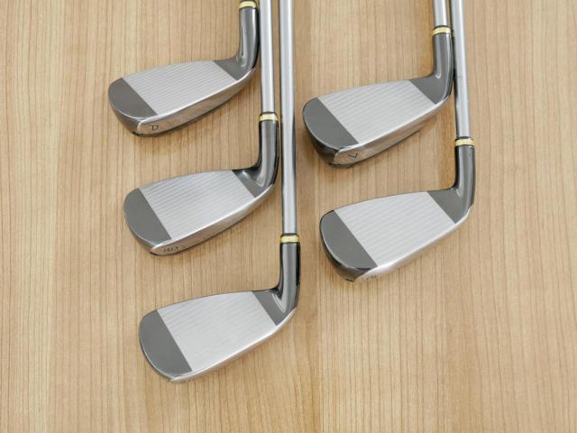 Lady club : All : ชุดเหล็กกระเทย PRGR Super Egg Iron (ปี 2018 ตัวท๊อปสุด หน้าเด้งเกินกฏ ใช้แข่งไม่ได้ ตีไกมลมากๆ) มีเหล็ก 6-Pw (5 ชิ้น) ก้านกราไฟต์ Flex L (M-30)