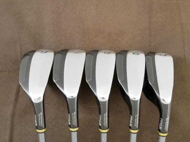 Lady club : All : ชุดเหล็กกระเทย PRGR Super Egg Iron (ปี 2018 ตัวท๊อปสุด หน้าเด้งเกินกฏ ใช้แข่งไม่ได้ ตีไกมลมากๆ) มีเหล็ก 6-Pw (5 ชิ้น) ก้านกราไฟต์ Flex L (M-30)