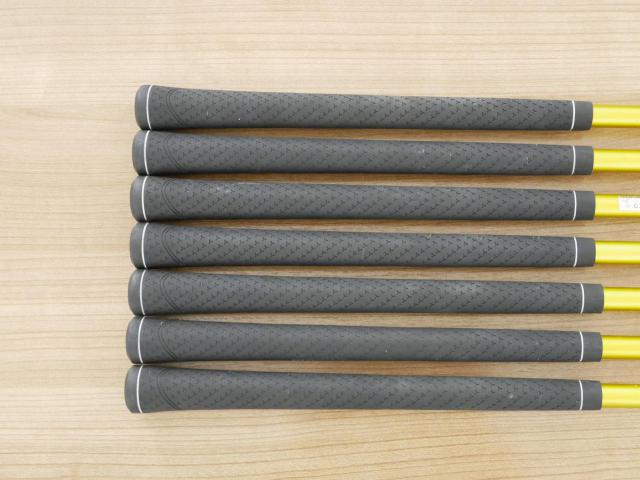 Iron set : Katana : ชุดเหล็ก Katana Sniper XX (ใบใหญ่ ตีง่าย ไกล) มีเหล็ก 6-Pw,Aw,Sw (7 ชิ้น) ก้านกราไฟต์ Fujikura Speeder 589 Flex R