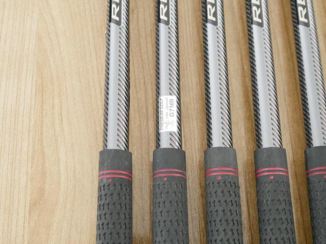 Iron set : PRGR : ชุดเหล็ก PRGR Red Titan Face (รุ่นปี 2018 หน้าเด้ง ตีไกลมาก) มีเหล็ก 7-Pw,Aw,Sw (6 ชิ้น) ก้านกราไฟต์ M-37 Flex R