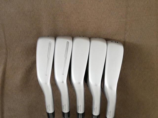 Iron set : Honma : ชุดเหล็ก Honma Tour World GS (ออกปี 2021 ใบใหญ่ ตีง่าย ไกล) มีเหล็ก 6-10 (5 ชิ้น) ก้านเหล็ก NS Pro 950 NEO Flex R