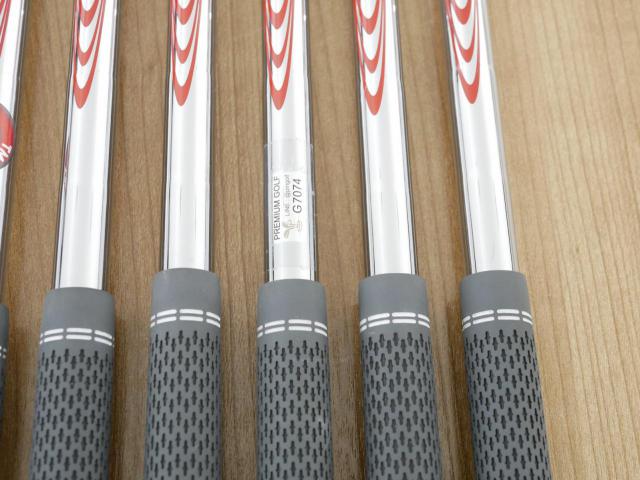 Iron set : Taylormade : ชุดเหล็ก Taylormade P790 (ตัวท้อปสุด ล่าสุด ออกปี 2025 Japan Spec.) มีเหล็ก 5-Pw (6 ชิ้น) ก้านเหล็ก NS Pro Modus 105 Flex S