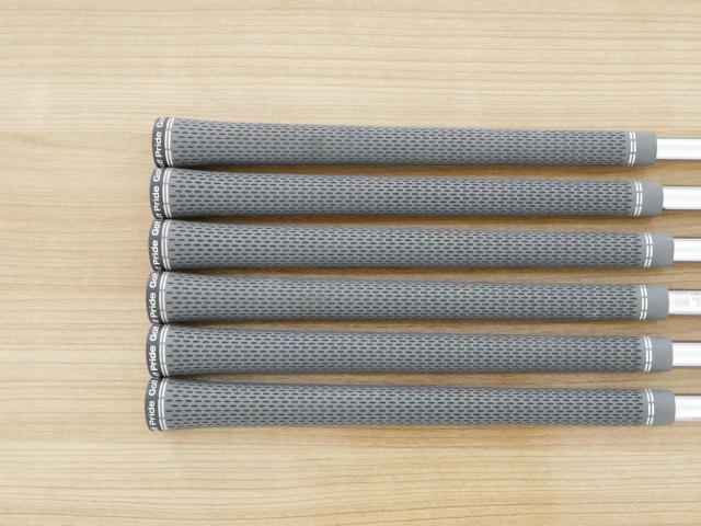 Iron set : Taylormade : ชุดเหล็ก Taylormade P790 (ตัวท้อปสุด ล่าสุด ออกปี 2025 Japan Spec.) มีเหล็ก 5-Pw (6 ชิ้น) ก้านเหล็ก NS Pro Modus 105 Flex S