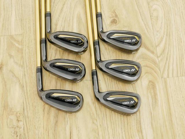 Iron set : Yonex : ชุดเหล็ก Yonex Royal E-Zone (รุ่นล่าสุด ออกปี 2021 หน้าเด้งสุดๆ ตีไกลสุดๆ) มีเหล็ก 7-Pw,Aw,Sw (6 ชิ้น เหล็ก 7 ระยะเท่าเบอร์ 6 รุ่นอื่น) ก้านกราไฟต์ Flex R