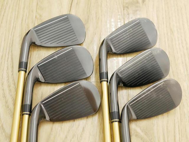 Iron set : Yonex : ชุดเหล็ก Yonex Royal E-Zone (รุ่นล่าสุด ออกปี 2021 หน้าเด้งสุดๆ ตีไกลสุดๆ) มีเหล็ก 7-Pw,Aw,Sw (6 ชิ้น เหล็ก 7 ระยะเท่าเบอร์ 6 รุ่นอื่น) ก้านกราไฟต์ Flex R