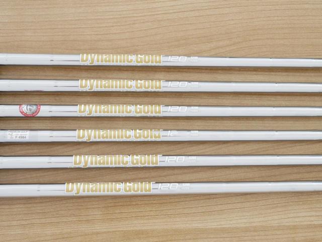 Iron set : Taylormade : ชุดเหล็ก Taylormade P790 (ตัวท้อปสุด ออกปี 2019) มีเหล็ก 5-Pw (6 ชิ้น) ก้านเหล็ก Dynamic Gold 120 VSS S200